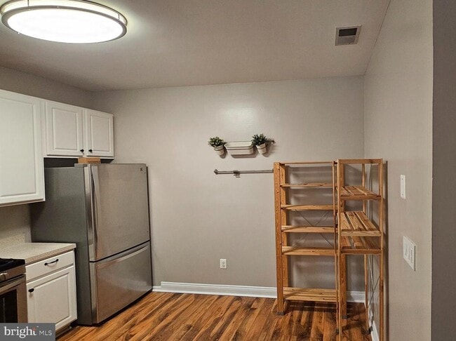 Building Photo - 803 Herring Creek Ct