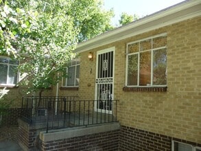 Building Photo - 1600 Winona Ct