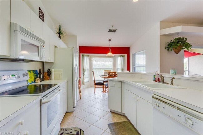 Foto del edificio - 2815 Cypress Trace Cir