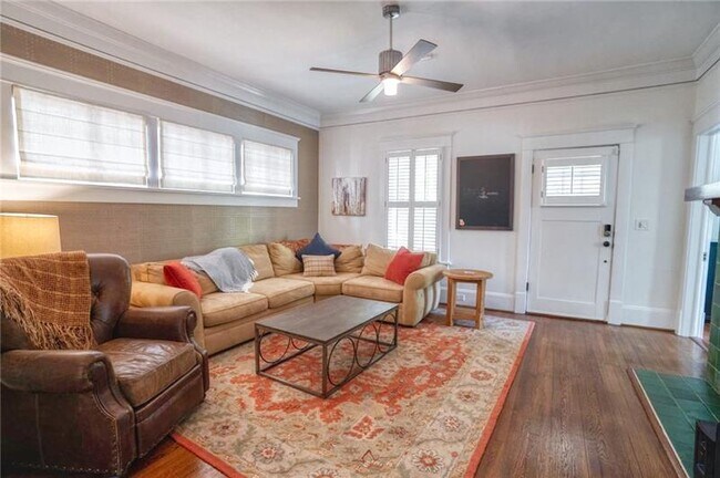 Foto del edificio - 560 Cleburne Terrace NE