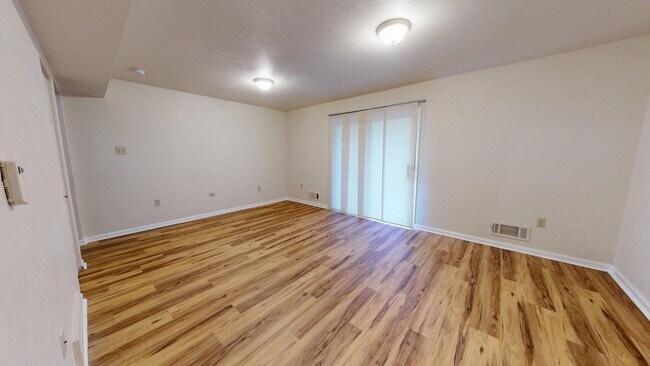 Photo - 1351 Schwerner Ct Townhome