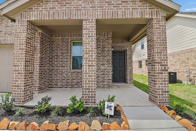 Foto del edificio - 8431 Moonlight Bay Cir