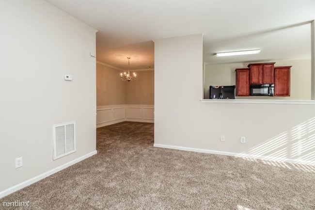 Building Photo - 1127 Watercourse Way