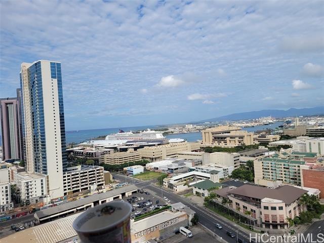 Foto del edificio - 600 Queen St