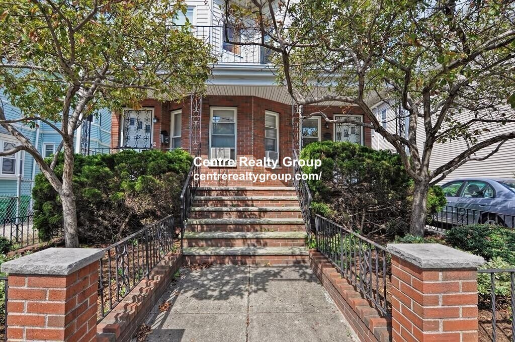 Foto principal - 15 Princeton St