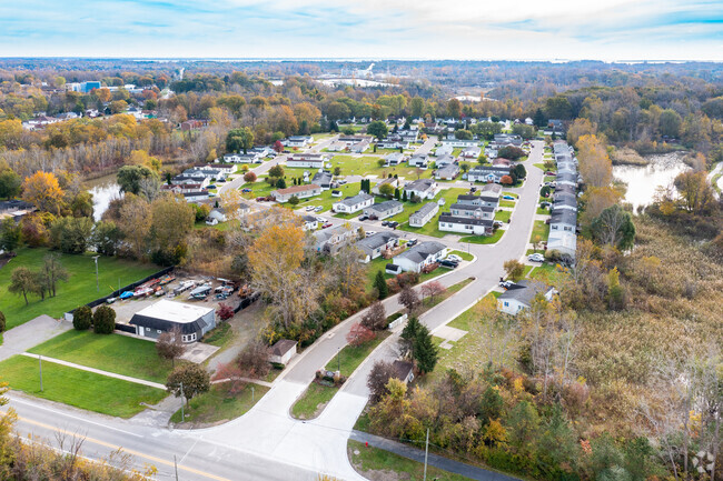 Foto aérea - North Huron MH Community