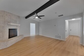 Building Photo - 4209 Hemlock St