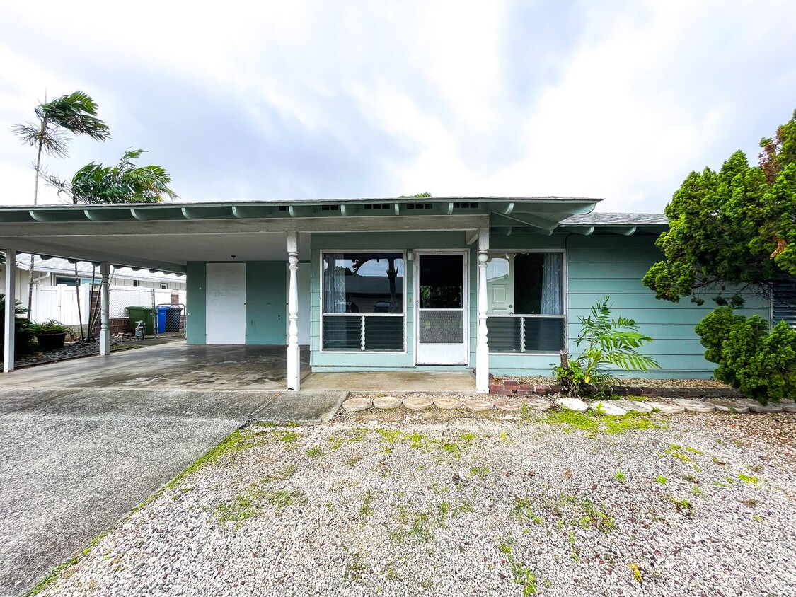 Primary Photo - Pet Friendly 4/2 Kailua Home with Huge Yar...