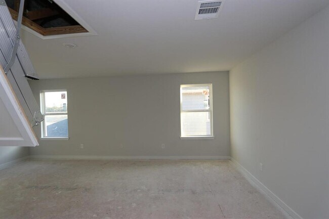 Foto del edificio - 7210 Greenbriar Bnd Ct