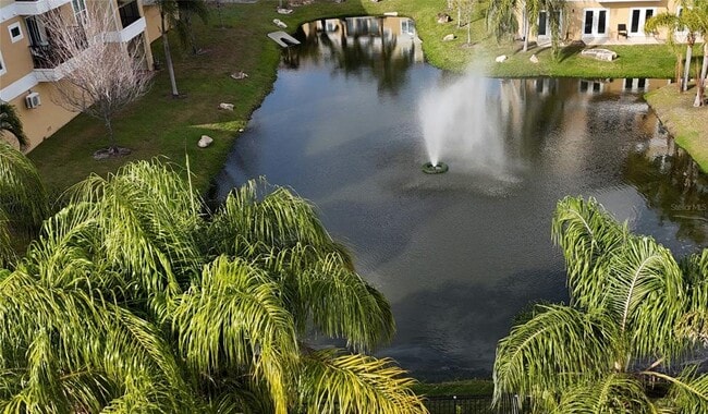 Foto del edificio - 6394 Banyan Blvd