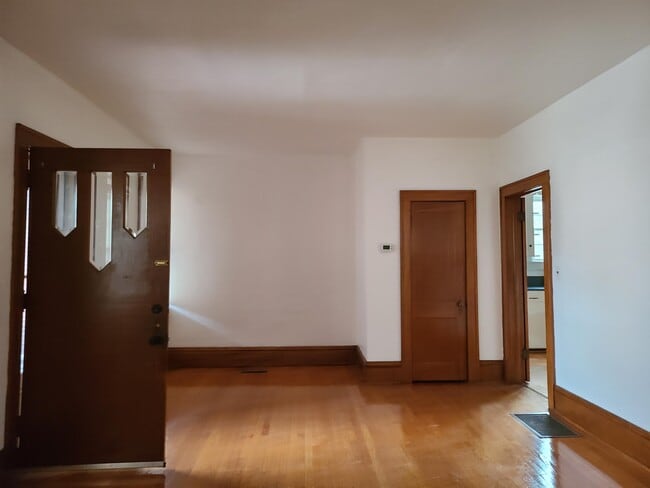 Building Photo - 3214 Forest Hill Ave NW