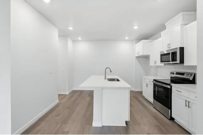 Foto del edificio - 406 SW 32nd St