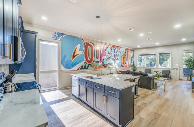 Foto del edificio - 2283 Young Ave