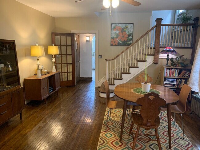 Dining room - 114 W 2nd Ave