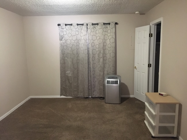 Foto del edificio - 3577 Red Sails Dr