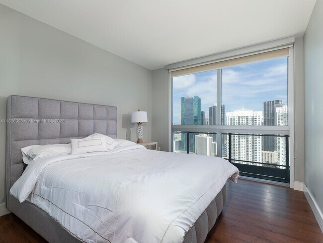 Foto del edificio - 92 SW 3rd St