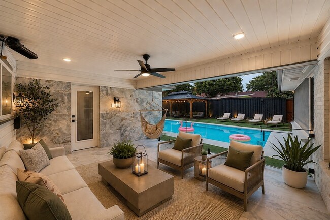Photo - 7765 El Pensador Drive Unit House