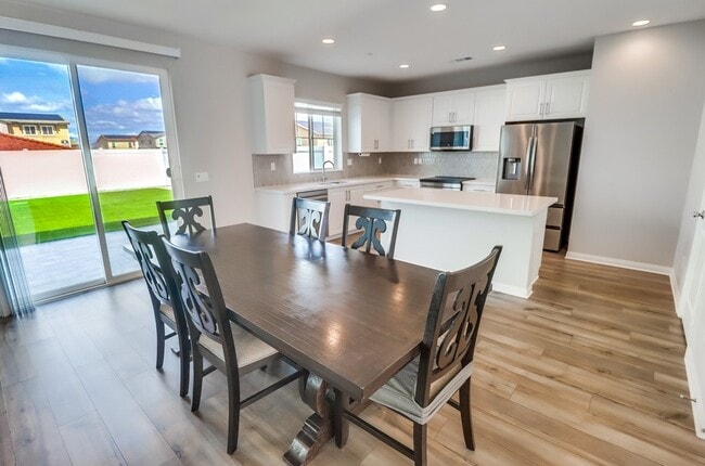 Foto del edificio - 8530 Harwood St