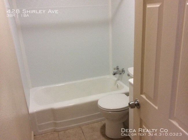 Building Photo - 3 Bedroom House in Ferguson-Florissant