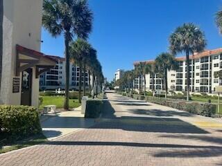 Building Photo - 2871 N Ocean Blvd