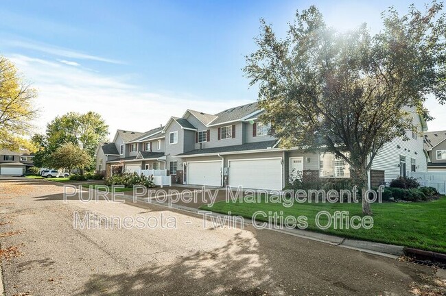 Building Photo - 1877 111th Ave NE