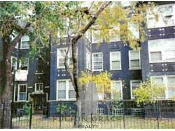Building Photo - 1264 W Montrose Ave