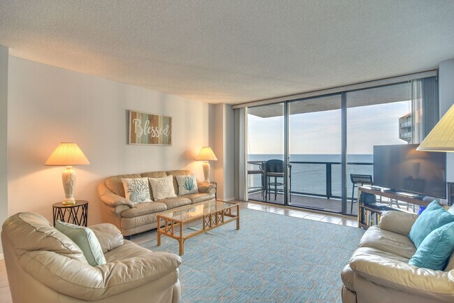 Building Photo - 450 S Gulfview Blvd