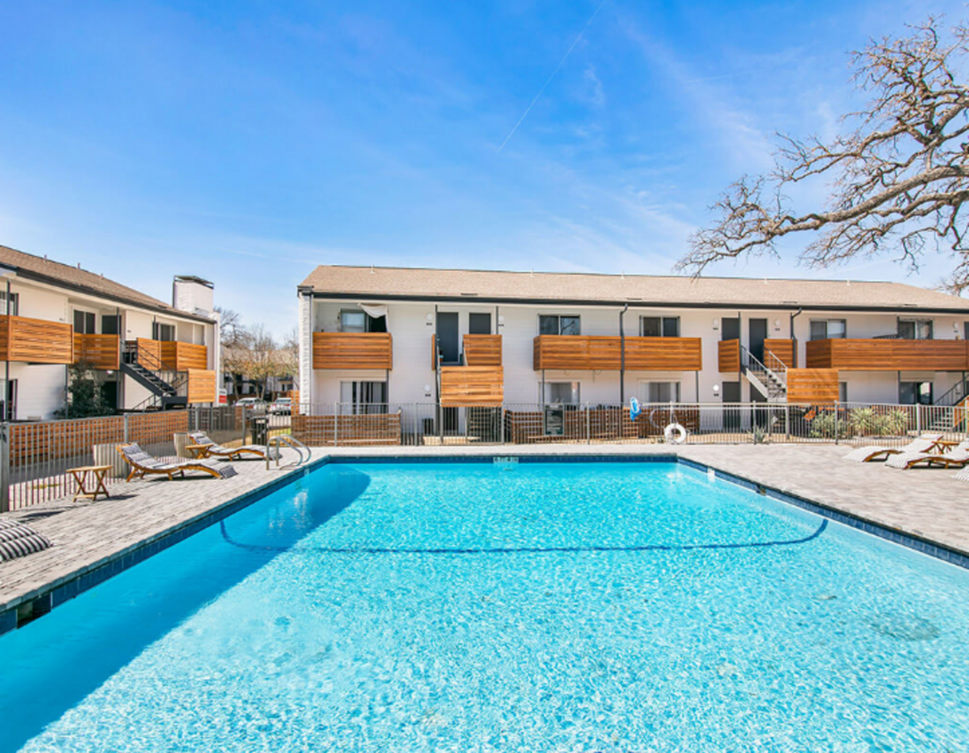 Primary Photo - 3506 Menchaca Rd