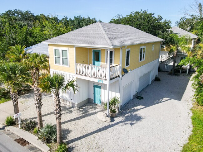 Building Photo - 251 Riberia St