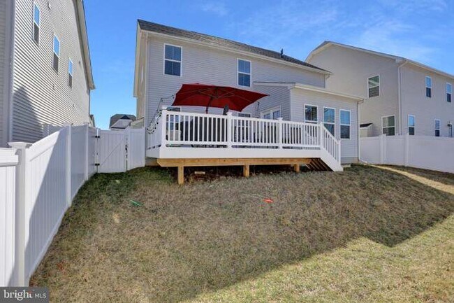 Foto del edificio - 1704 Scenic Manor Dr