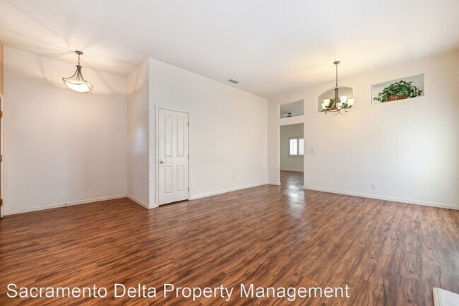 Foto del edificio - 3 br, 2 bath House - 440 Crestfield Circle