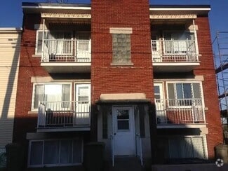Building Photo - 794 Av 5E