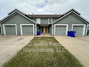 Building Photo - 820 167th Ct