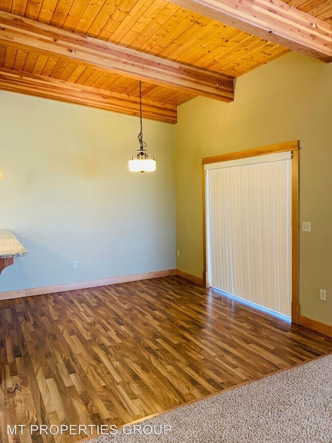 Building Photo - 4852 Kendrick Pl