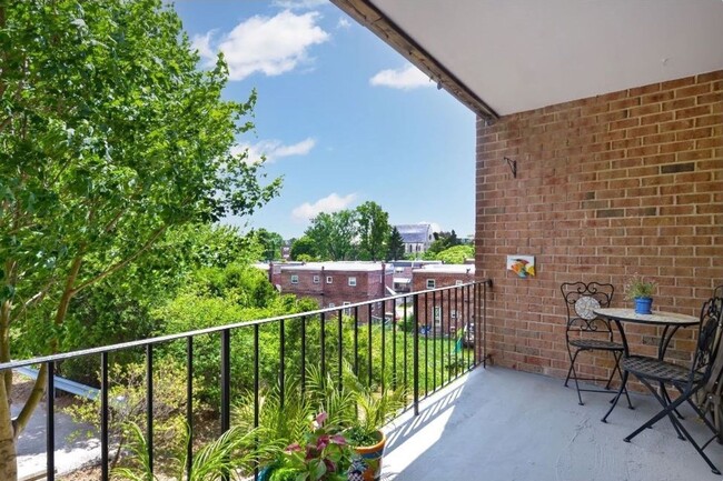 Interior Photo - Lindenwood Apartments