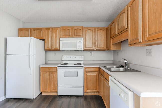 2HAB, 2BA - High Grove Apartments