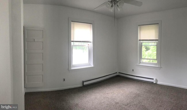Building Photo - 204 Rockledge Ave