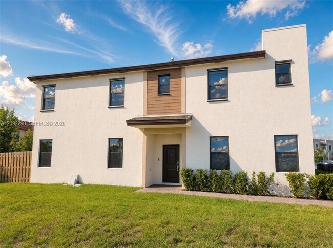 Building Photo - 796 NE 208th Terrace