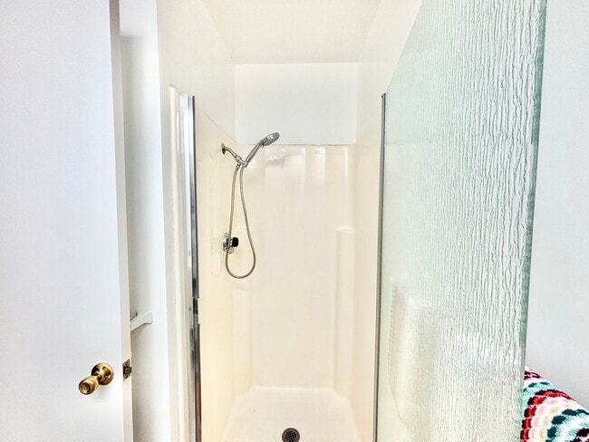 Building Photo - 2 Bedroom + 2 Bathroom Condo | Surfside III | Port Hueneme | Furnished