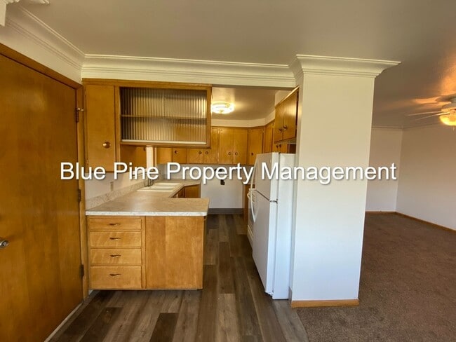 Building Photo - 974 I St