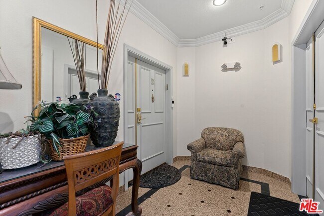 Building Photo - 8558 Chalmers Dr