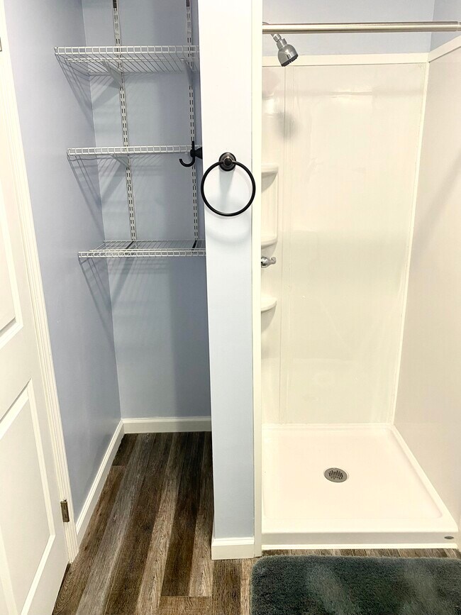 Foto del edificio - 932 Solen Williams Rd