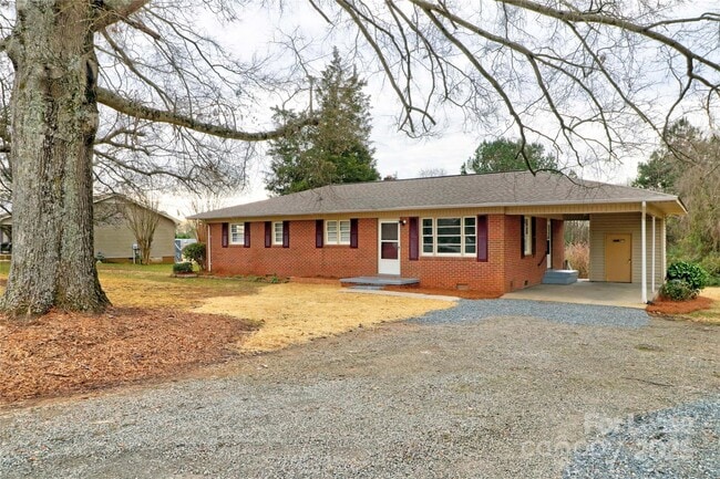Building Photo - 172 Faith Rd