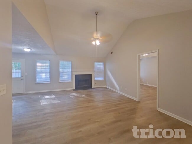 Building Photo - 5813 Wellborn Creek Dr