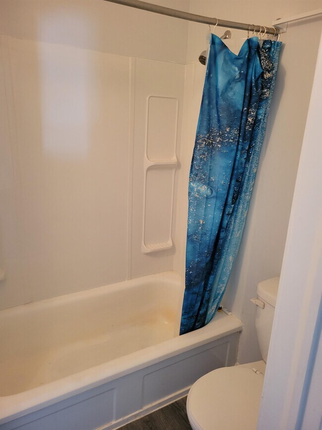 Photo du bâtiment - 262 Frood Rd