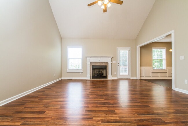 Building Photo - 357 Indian Park Dr