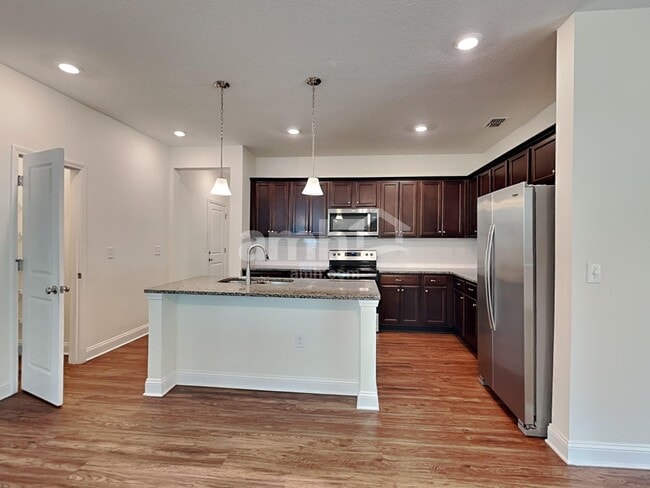 Building Photo - 2951 Hill Valley Ln