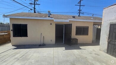 Building Photo - 516 W 108th St