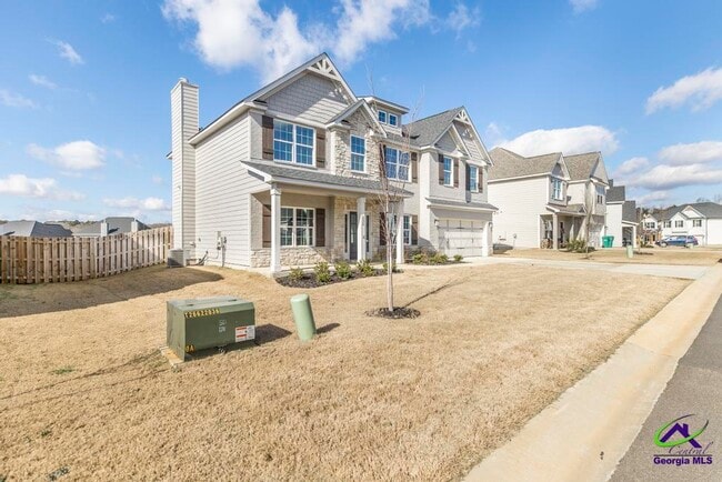 Building Photo - 233 Shoshone Cir