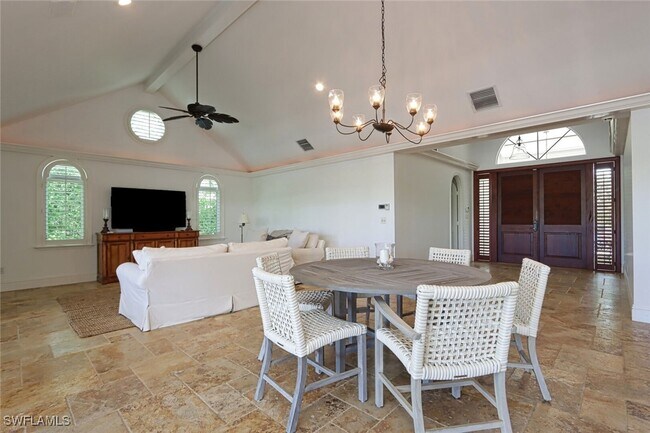 Foto del edificio - 2201 Beacon Ln